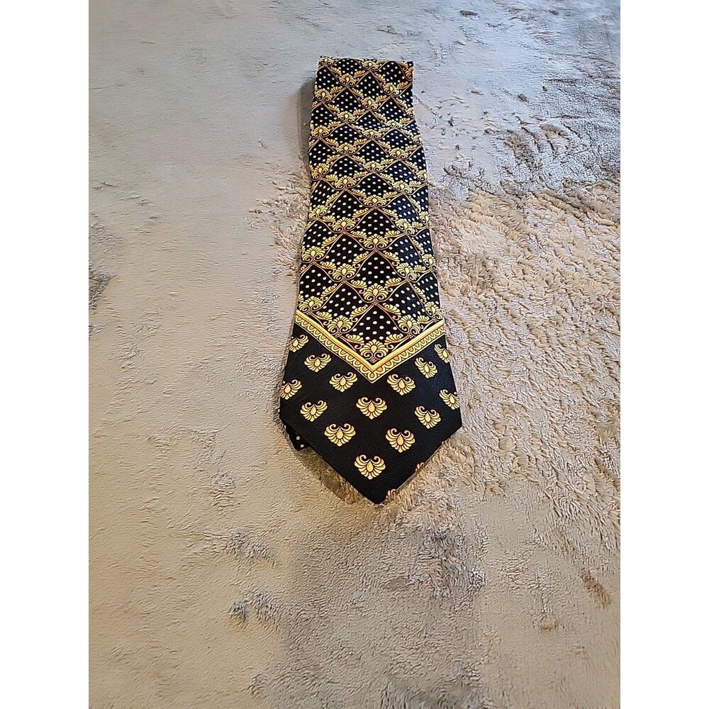 Vintage Gianni Versace Men's Gold Geometric Baroque 100% Silk Pointed Tie 57" L